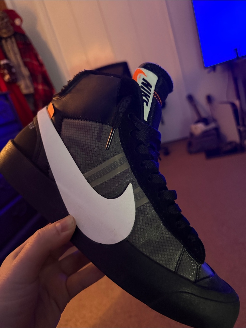 Off white nike blazers grim size 10